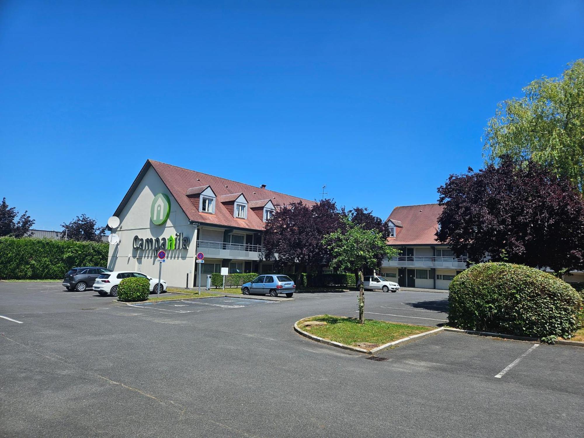 Campanile Deauville Saint-Arnoult Exterior photo
